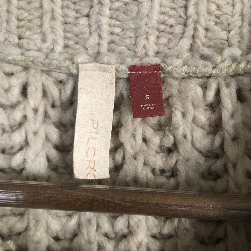 Pilcro Anthro Smile Daisy Flower Wide Knit Oatmeal Cardigan - Picture 8 of 8